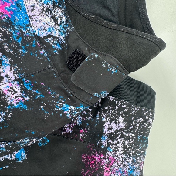 Spyder Echo Gtx GoreTex Black and Pink Ski Pants with Artistic Design - Picture 6 of 11